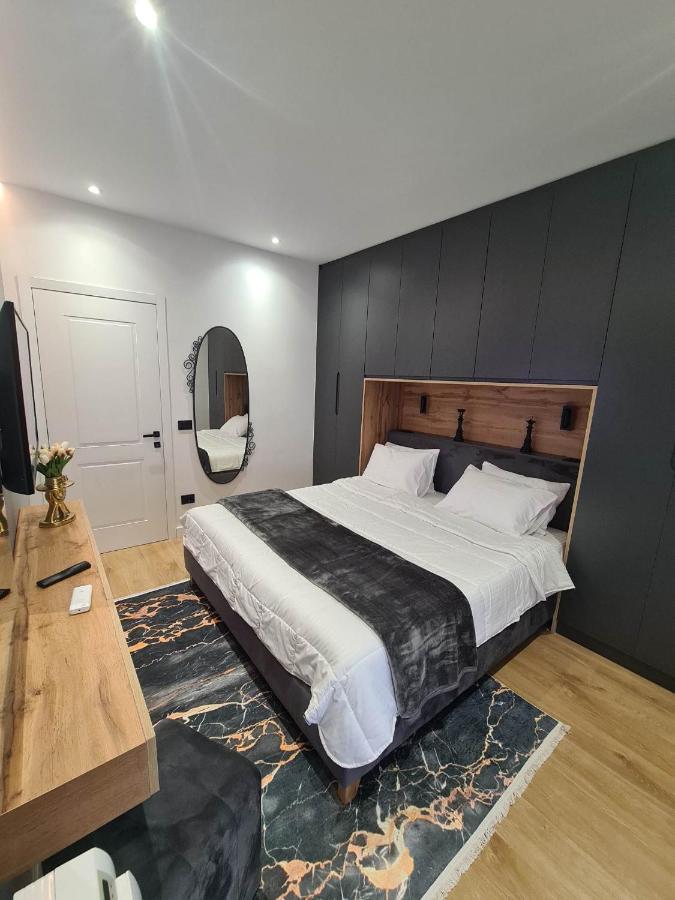 Grey Luxury Apartment Гирокастра Экстерьер фото